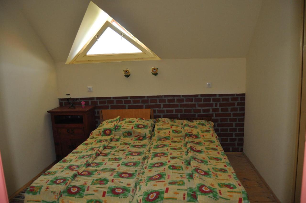 R&B Vendeghaz Apartment Balatonakarattya Exterior foto